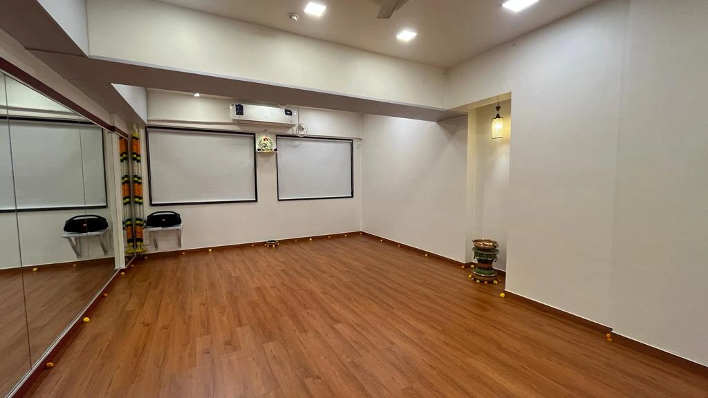 Neelam's Upbeat Fitness & Dance Studio